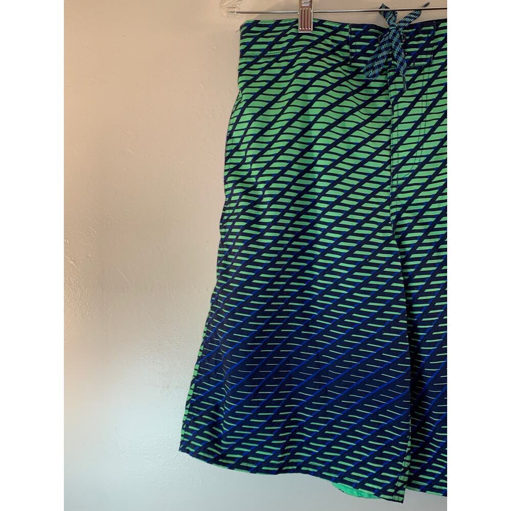 NIKE Men’s Board Shorts / Size: Medium - Picture 7 of 11